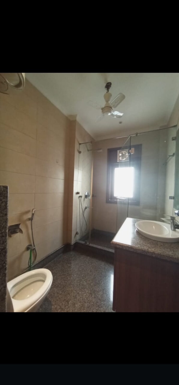 Bathroom, pamposh enclave 3 Bedroom 265 Sq.Yd. Builder Floor In Pamposh Enclave Delhi 9356312