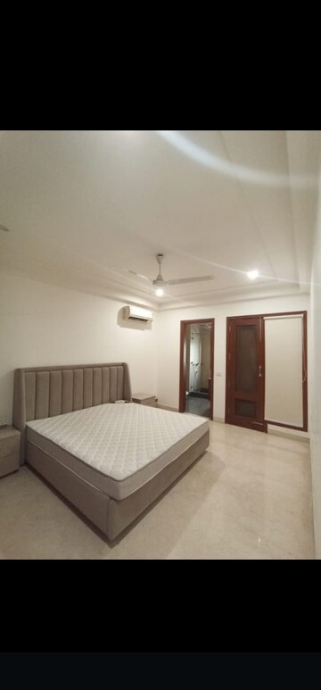 Bedroom in 3 BHK Builder Floor at Pamposh Enclave – for Rent