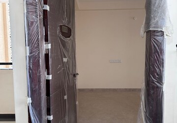 Furnished Amenities in 4 BHK Apartment at Ten Madhapur, Madhapur – for Rent