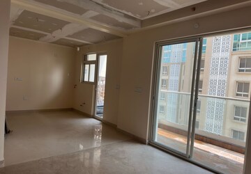 Room in 4 BHK Apartment at Ten Madhapur, Madhapur – for Rent