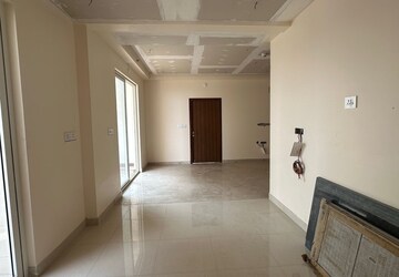 Room in 4 BHK Apartment at Ten Madhapur, Madhapur – for Rent