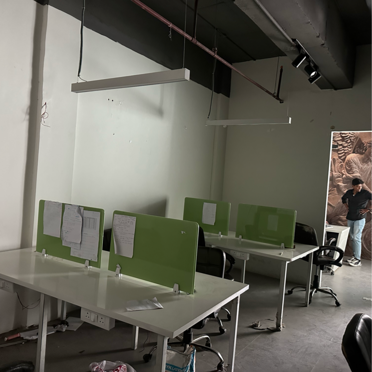 Team Area, vipul-trade-centre Commercial Office Space 1000 Sq.Ft. In Dhani Gurgaon 9356329