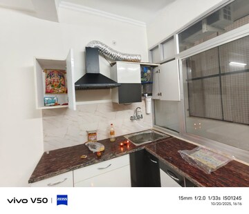 Kitchen in 2 BHK Apartment at Gomti Nagar – for Rent