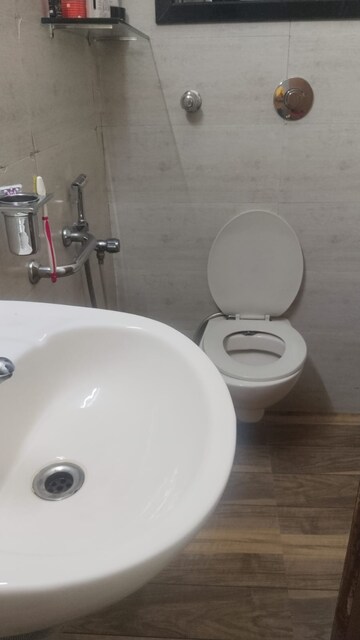 Bathroom in 4 BHK Apartment at Shah & Chheda Mahavir Ornate, Kopar Khairane – for Sale