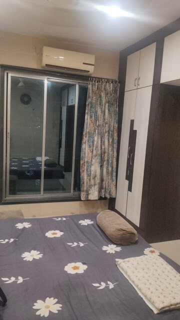 Bedroom in 4 BHK Apartment at Shah & Chheda Mahavir Ornate, Kopar Khairane – for Sale