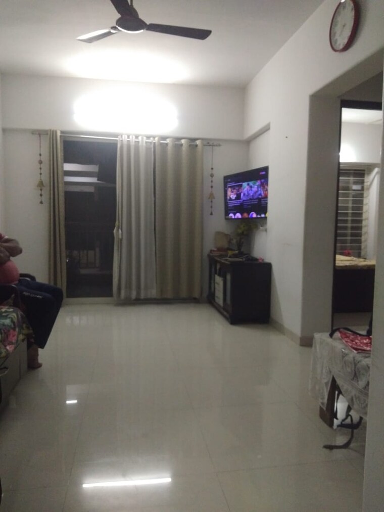 Living Room, goel-ganga-amber 1 Bedroom 710 Sq.Ft. Apartment In Tathawade Pune 9356372