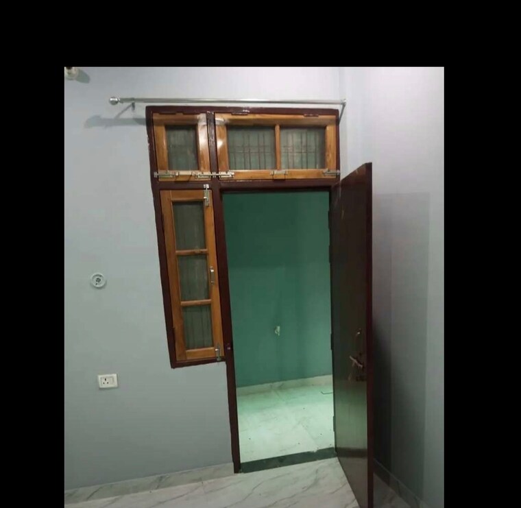 Room, indira nagar 2 Bedroom 1250 Sq.Ft. Independent House In Indira Nagar Lucknow 9356376