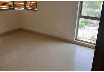 Room in 2 BHK Apartment at Vatika City Homes, Sector 83 – for Sale