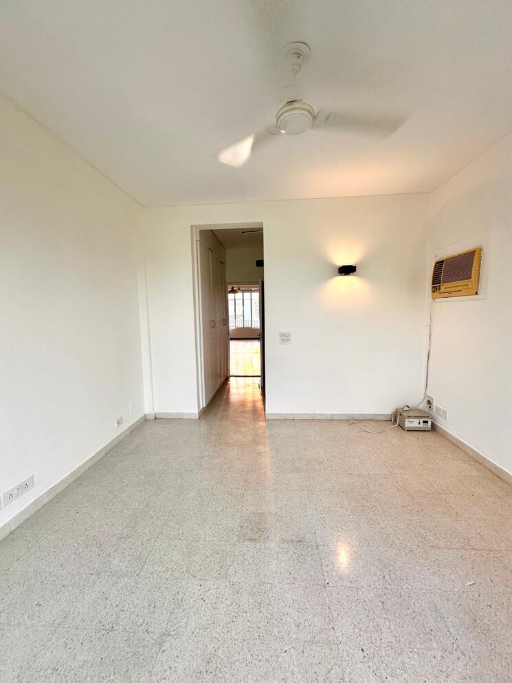 Room, ireo-uptown 3 Bedroom 1877 Sq.Ft. Apartment In Sector 66 Gurgaon 9356377