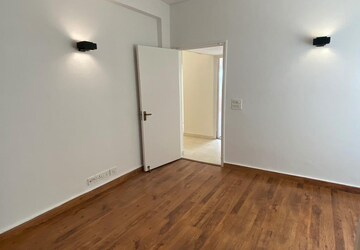 2 BHK Apartment For Sale in Pioneer Park Phase 1, Sector 61