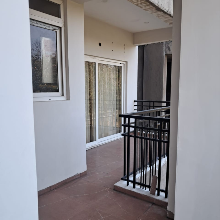 Room, ubber-palm-heights 2 Bedroom 805 Sq.Ft. Apartment In Central Derabassi Chandigarh 9356408