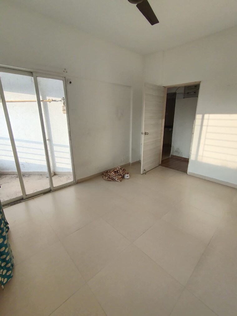Room, sinhagad road 3 Bedroom 1400 Sq.Ft. Apartment In Sinhagad Road Pune 9356402