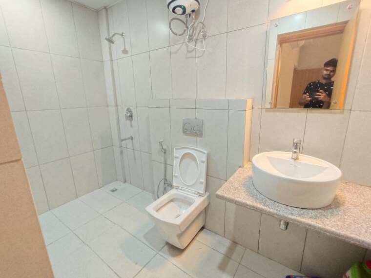 Bathroom, ss-linden 4 Bedroom 2741 Sq.Ft. Apartment In Sector 84 Gurgaon 9356407