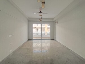 Room in 4 BHK Apartment at SS Linden, Sector 84 – for Rent