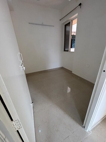 2.5 BHK Apartment For Rent in Signature Global Golf Greens, Sector 79