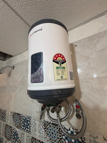 Furnished Amenities in 2.5 BHK Apartment at Signature Global Golf Greens, Sector 79 – for Rent