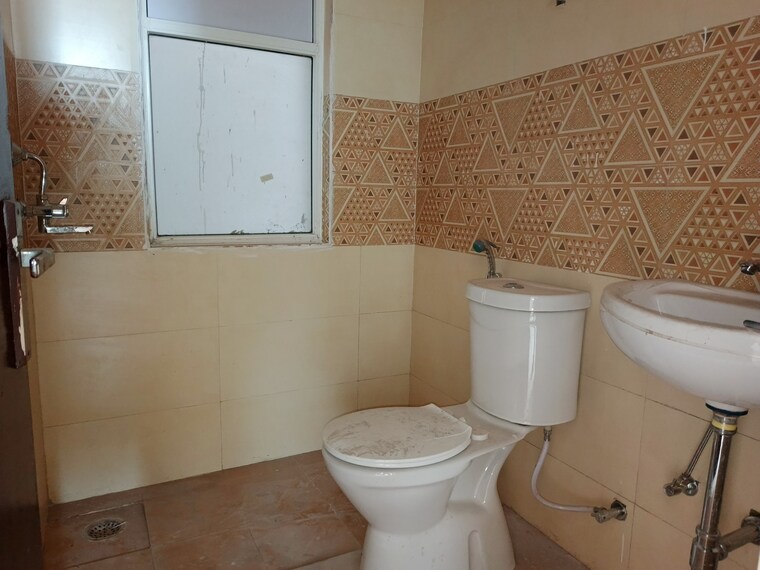 Bathroom, jm-florence 2 Bedroom 1197 Sq.Ft. Apartment In Tech Zone 4 Greater Noida Greater Noida 9356416
