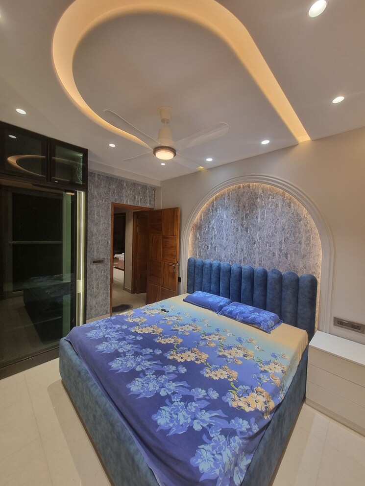 Bedroom, maya-green-lotus-saksham 3.5 Bedroom 2335 Sq.Ft. Apartment In International Airport Road Zirakpur 9356473