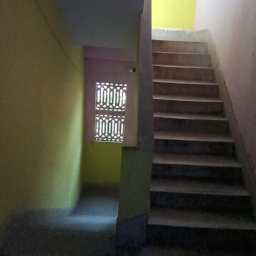 Staircase in 3 BHK Apartment at Kolkatta Gpo – for Sale