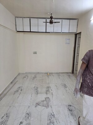 Room in 1.5 BHK Apartment at Eff Jumbo Darshan CHS, Andheri East – for Rent