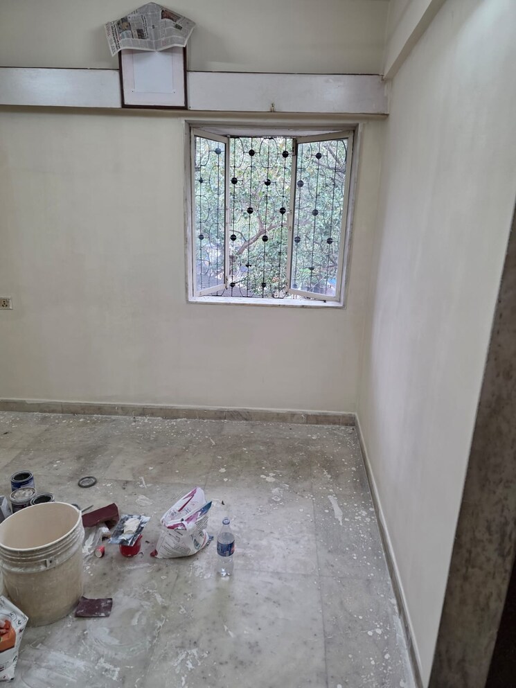 Room, eff-jumbo-darshan-chs 1.5 Bedroom 450 Sq.Ft. Apartment In Andheri East Mumbai 9356549