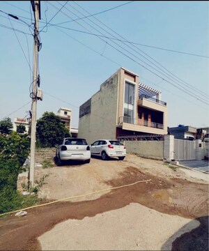  Plot For Sale in Sunny Enclave