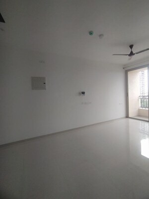 1 BHK Apartment For Rent in Hiranandani Queensgate, Bannerghatta