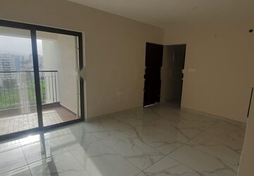 Room in 3 BHK Apartment at Rahul Aston, Hinjewadi – for Rent