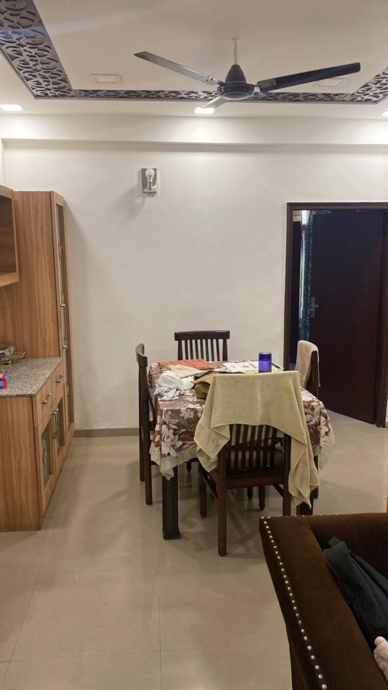 Living Room, vip road 3 Bedroom 2500 Sq.Ft. Apartment In Vip Road Zirakpur 9356674