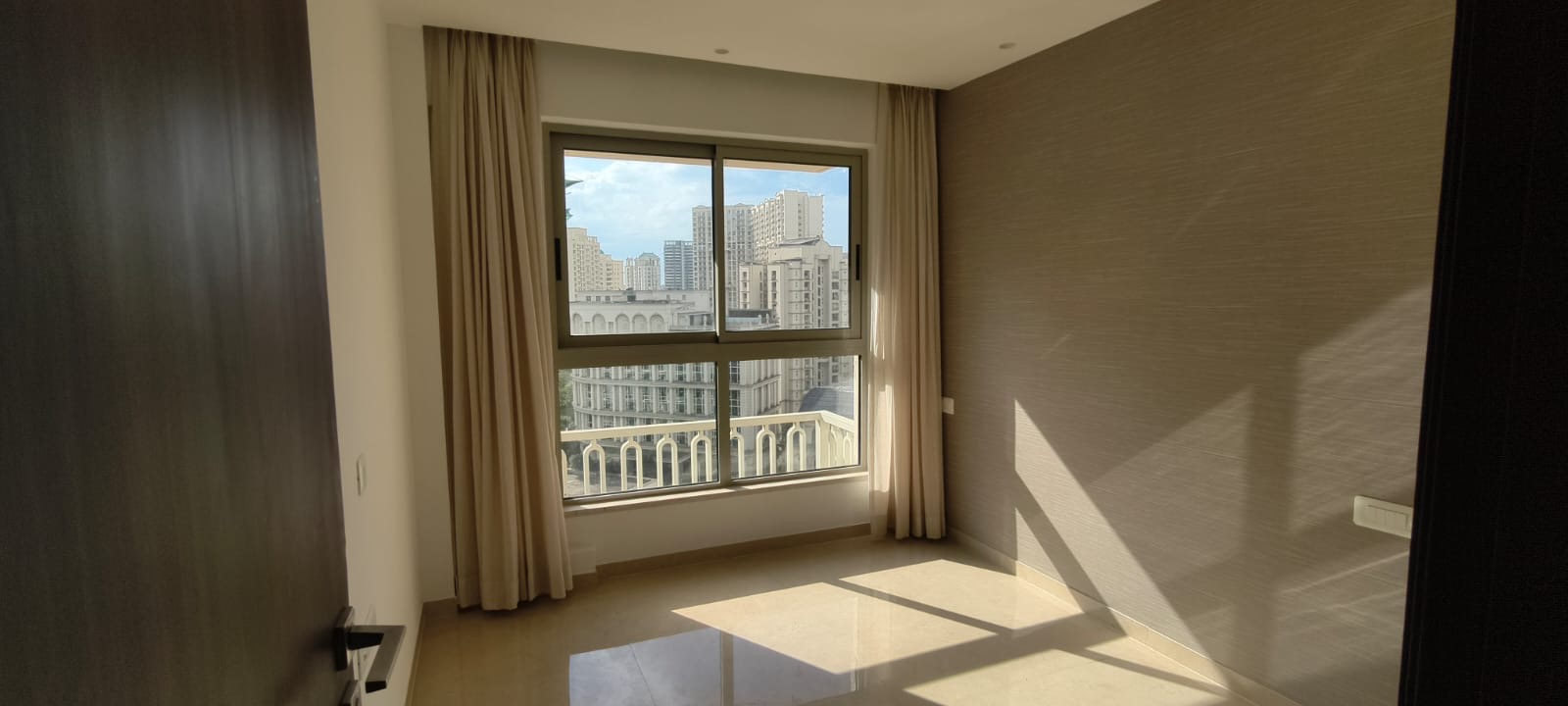 3 BHK 755 Sq.Ft. Apartment in Hiranandani Highland