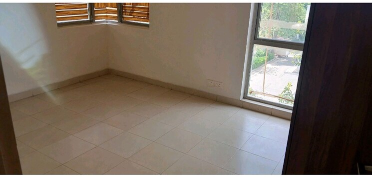 Room, dlf-new-town-heights-i 4 Bedroom 2364 Sq.Ft. Apartment In Sector 90 Gurgaon 9356710