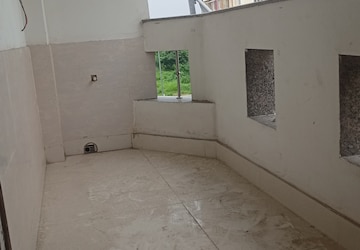 Room in 3 BHK Apartment at Kristi Villa, Chinar Park – for Rent