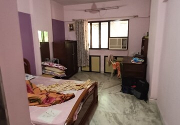Bedroom in 2 BHK Apartment at Om Yogeshwar, Dahisar West – for Rent