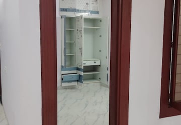 Building Lobby in 3.5 BHK Villa at Gomti Nagar – for Rent