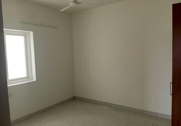 Room in 3 BHK Apartment at Poulomi Avante, Kokapet – for Rent