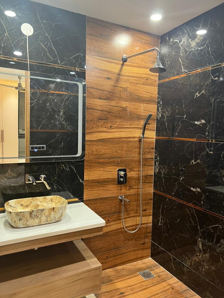 undefined, sector 26 3 Bedroom 215 Sq.Ft. Builder Floor In Sector 26 Gurgaon 9356757