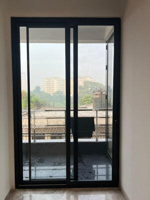 Room in 3 BHK Builder Floor at Sector 26 – for Rent