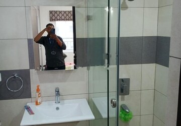 Furnished Amenities in 3 BHK Apartment at Green Grace, Gachibowli – for Rent