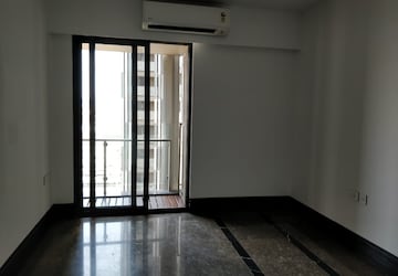 1 BHK Apartment For Rent in Lodha New Cuffe Parade, Wadala