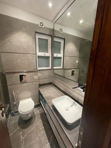 Bathroom in 3 BHK Apartment at Ireo Victory Valley, Sector 67 – for Rent