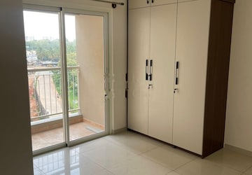 Room in 2 BHK Apartment at Sobha Dream Gardens, Thanisandra Main Road – for Rent