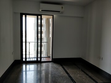 1 BHK Apartment For Rent in Lodha New Cuffe Parade, Wadala