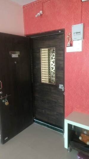 Furnished Amenities in 1 BHK Apartment at Mahalaxmi CHS Worli, Worli – for Rent