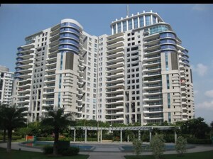 4 BHK Apartment – Exterior View View at DLF The Icon, Dlf Phase V - for Sale