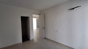 Room in 3 BHK Apartment at Maxxus Elanza, International Airport Road – for Rent