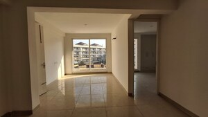 Room in 3 BHK Apartment at Maxxus Elanza, International Airport Road – for Rent