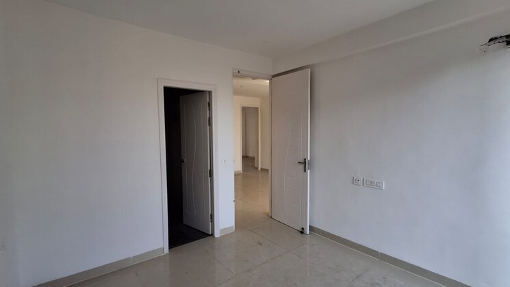 Room, maxxus-elanza 3 Bedroom 1555 Sq.Ft. Apartment In International Airport Road Zirakpur 9356779