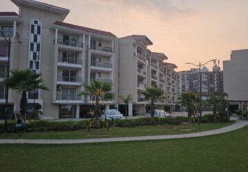 3 BHK Apartment For Rent in Maxxus Elanza, International Airport Road
