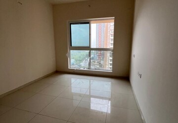 Room in 3 BHK Apartment at Godrej Green Vistas, Mahalunge – for Rent
