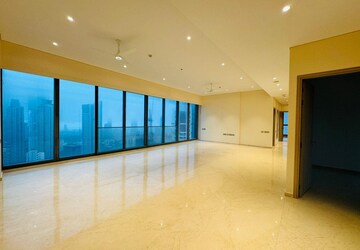 Room in 4 BHK Apartment at Rustomjee Crown, Prabhadevi – for Rent